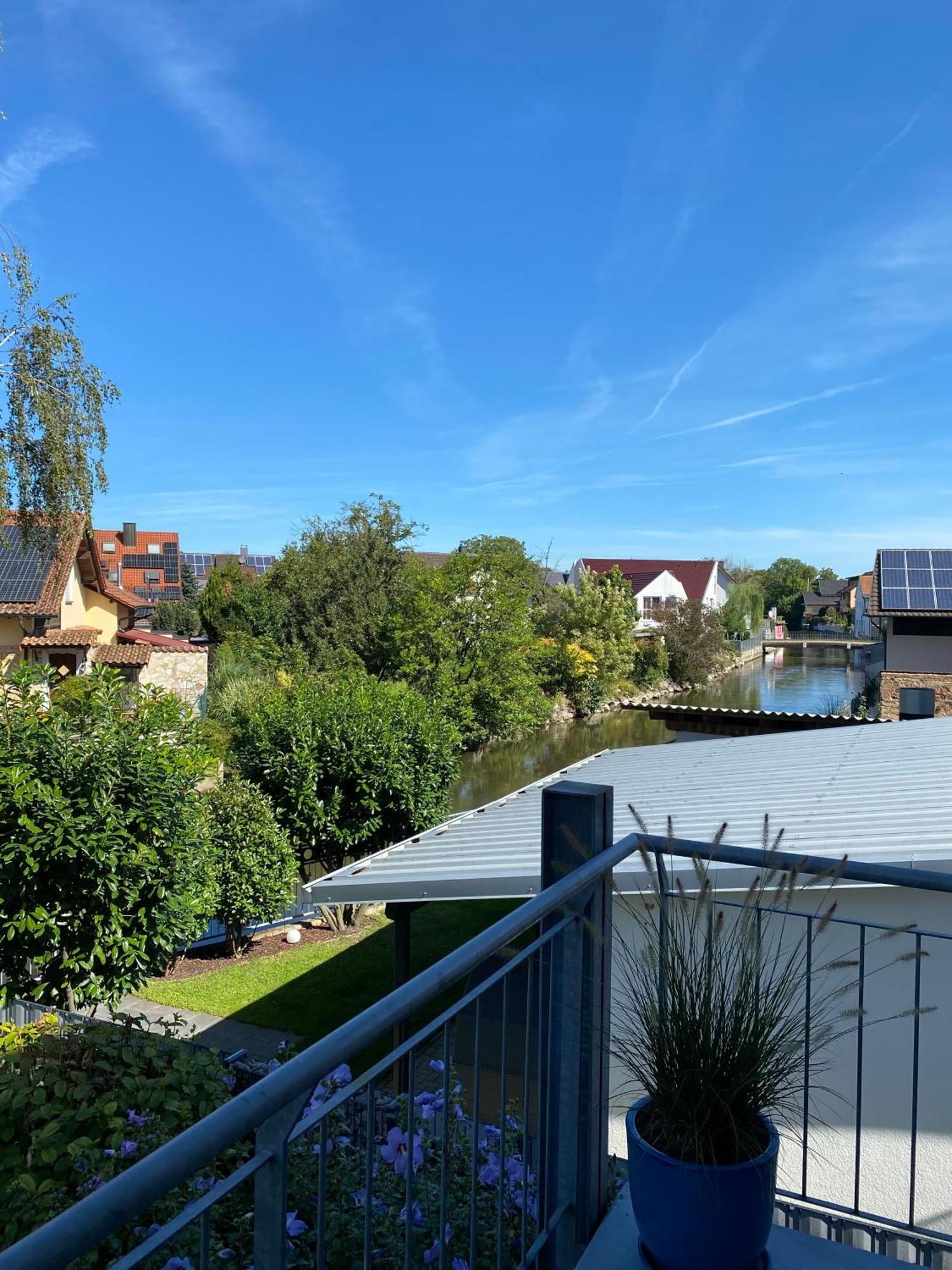 Harmony Apartment, Your Holiday Home In Rust With Balcony & River-View, 5Min To Europa-Park Экстерьер фото